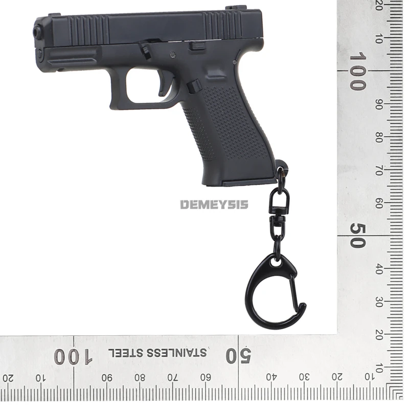 Mini G45 Pistol Shaped Keychai - Photography Magazine ulasan dan harga