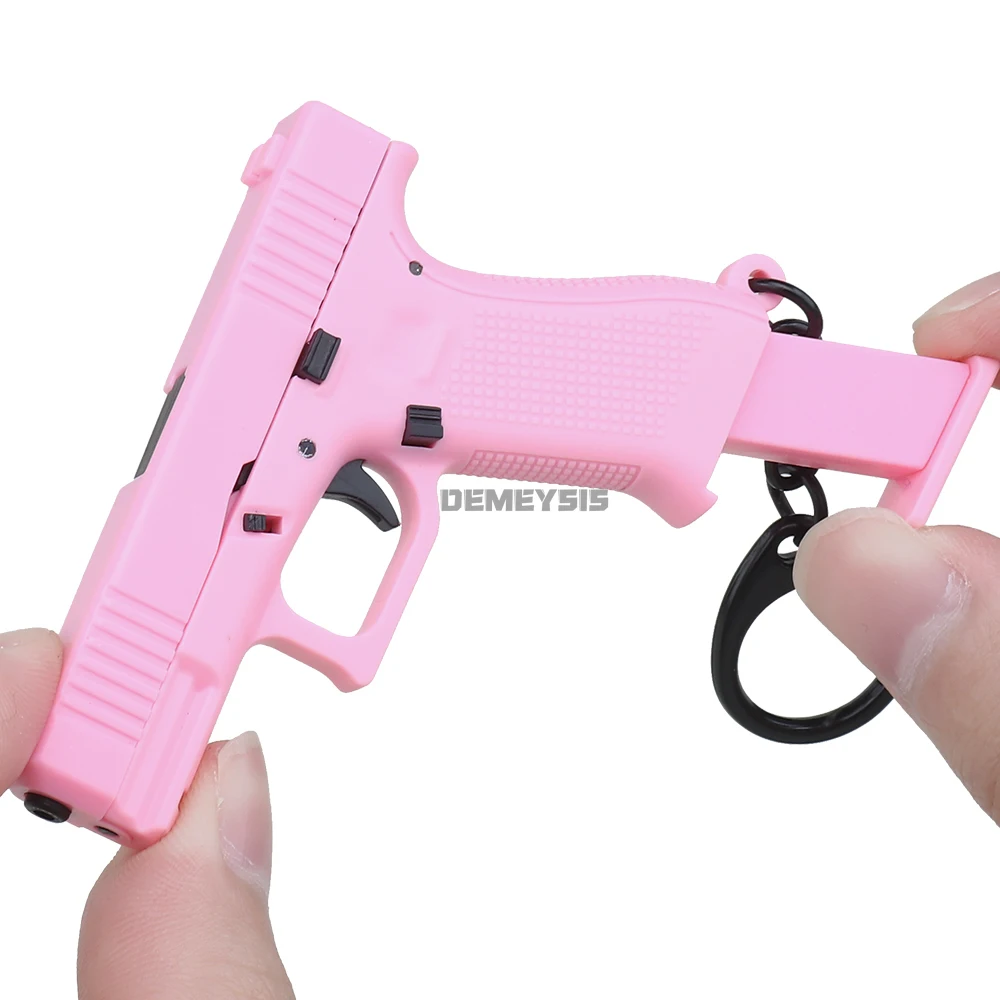 Mini G45 Pistol Shaped Keychai - Photography Magazine ulasan dan harga